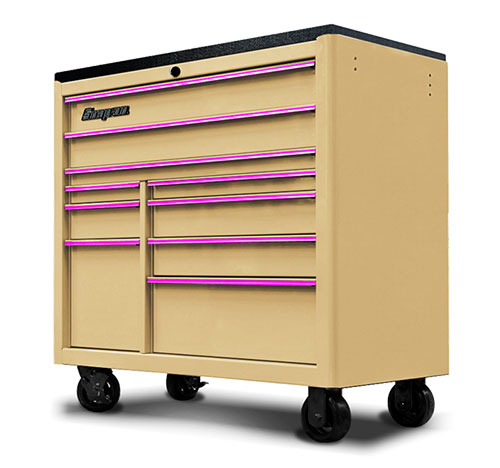 10-ladige Snap-on&reg; robuuste gereedschapswagen (Combat Tan met roze trims)